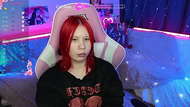 Snapshot of Little_kitsune1707 chatting on 03.05.25 Little kitsune1707 online show from 03.05.25