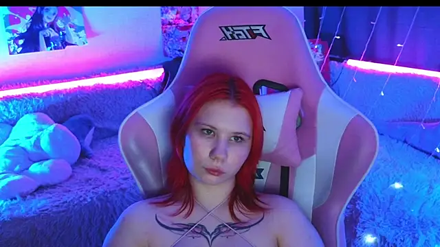 Snapshot of Little_kitsune1707 chatting on 03.13.25 Little kitsune1707 online show from 03.13.25