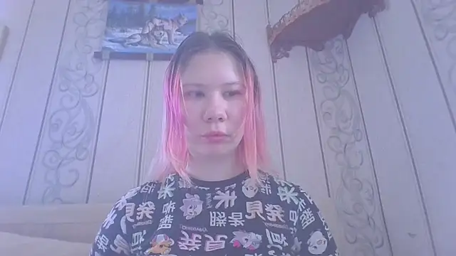 Snapshot of Little_kitsune1707 chatting on 09.17.25 Little kitsune1707 online show from 09.17.25