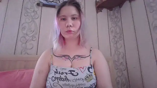 Snapshot of Little_kitsune1707 chatting on 10.01.25 Little kitsune1707 online show from 10.01.25