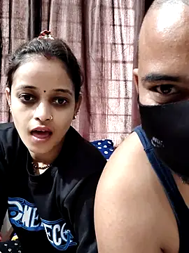 Snapshot of DesiVillageBaby chatting on 09.17.25 DesiVillageBaby online show from 09.17.25