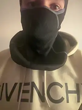 Snapshot of yaxxx03 chatting on 02.15.25 yaxxx03 online show from 02.15.25