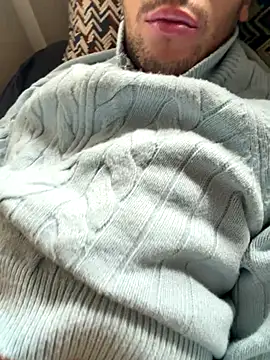 Snapshot of yaxxx03 chatting on 11.08.25 yaxxx03 online show from 11.08.25