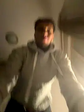 Snapshot of yaxxx03 chatting on 11.10.25 yaxxx03 online show from 11.10.25