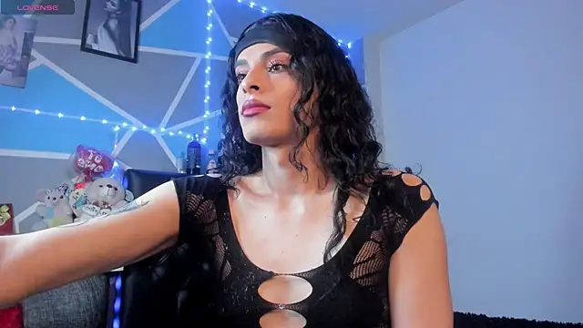 Snapshot of Meghan_hott chatting on 03.02.26 Meghan hott online show from 03.02.26