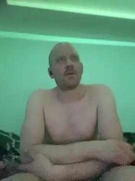 Krzysiekg123 online show from 03.01.25