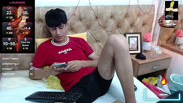 Estiv18  online show from 03.16.25