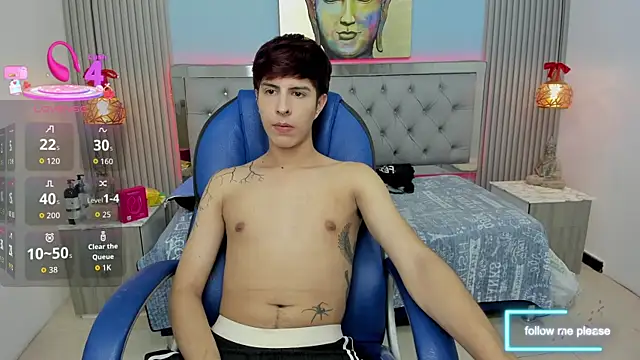 Estiv18  online show from 12.21.25