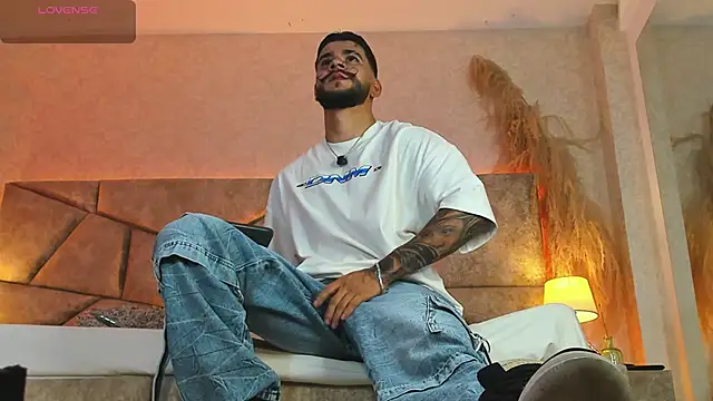 DickGriffith  online show from 09.13.25