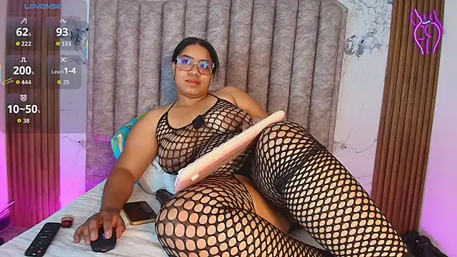 Snapshot of kendrakaramelo chatting on 02.03.26 kendrakaramelo online show from 02.03.26