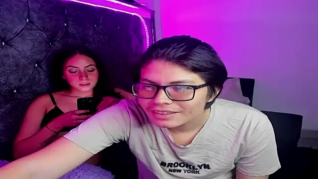 EmilyPacho  online show from 11.28.25