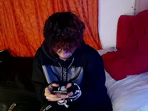 Alien Twink online show from 09.27.25