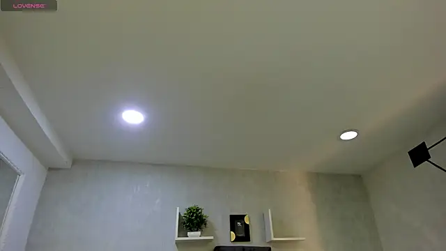 EmiliaRose  online show from 10.06.25