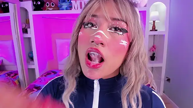 miss   megan online show from 03.30.26