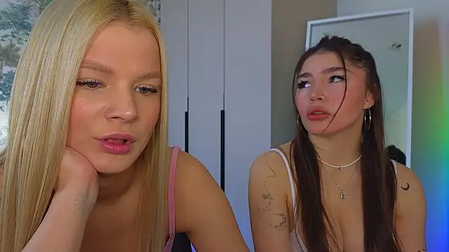 Caroline  Brown online show from 02.28.26