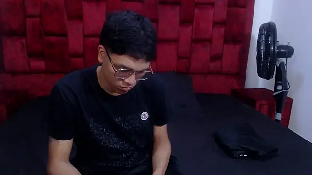 David Gil19 online show from 01.11.26