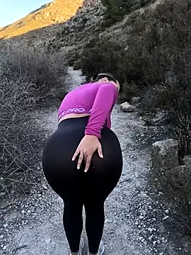 Mona Plus online show from 09.13.25