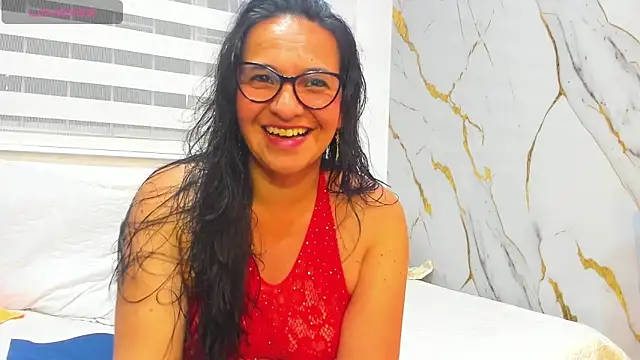 AlexaUllahX online show from 02.13.25