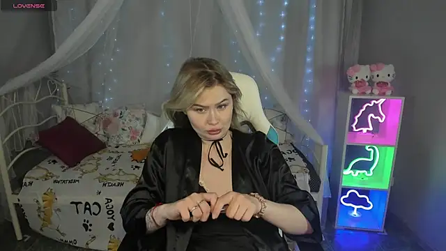 MargoBryan online show from 03.04.25