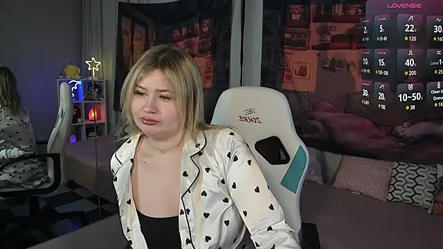 MargoBryan online show from 03.11.25