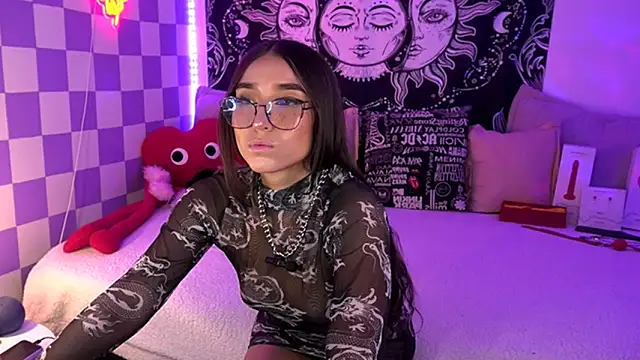 verosmit1 online show from 03.18.25