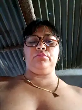 promiscuous-indecent-momm online show from 02.24.25