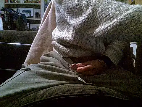 Snapshot of createur34 chatting on 11.20.25 createur34 online show from 11.20.25