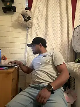 guajiro276565 online show from 03.04.25