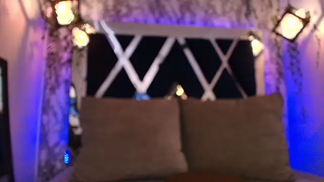 charlotte bluee online show from 01.14.26