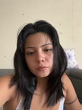 Snapshot of ZafiroKlein chatting on 06.23.26 ZafiroKlein online show from 06.23.26