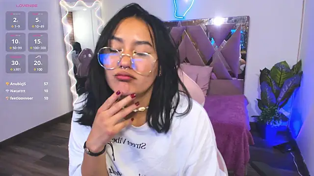 Snapshot of LUDO_KITTY_TAY chatting on 02.17.25 LUDO KITTY TAY online show from 02.17.25