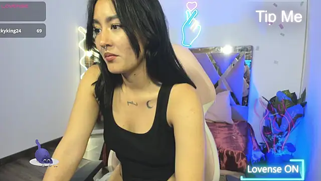 Snapshot of LUDO_KITTY_TAY chatting on 02.25.25 LUDO KITTY TAY online show from 02.25.25