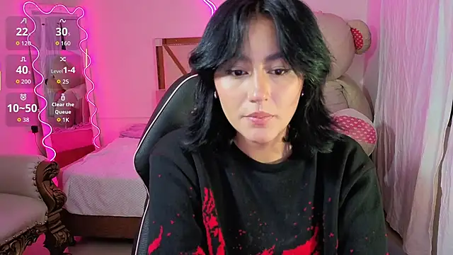 Snapshot of LUDO_KITTY_TAY chatting on 09.13.25 LUDO KITTY TAY online show from 09.13.25