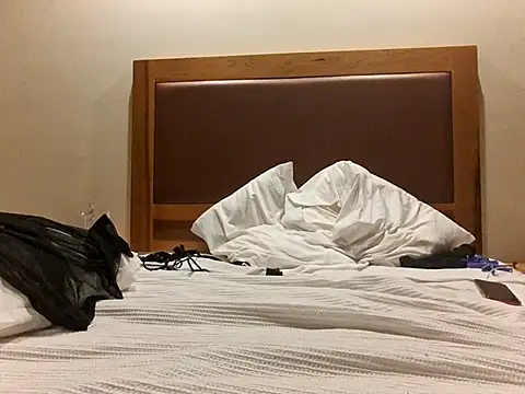 Snapshot of Iscariot19 chatting on 03.15.25 Iscariot19 online show from 03.15.25