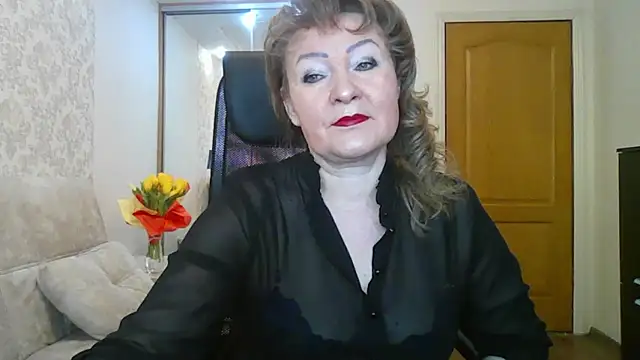 Snapshot of Victoria_secrets_ chatting on 03.23.25 Victoria secrets online show from 03.23.25