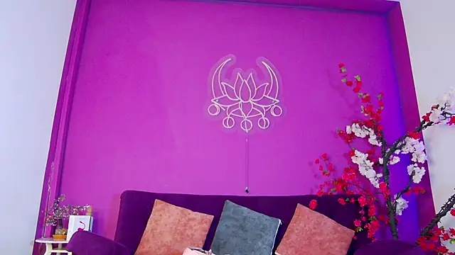 Arii moon online show from 11.04.25