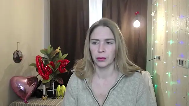 TessaDaybreak online show from 02.14.25