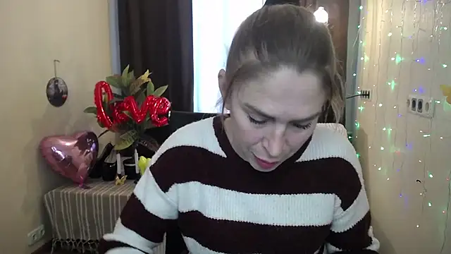 TessaDaybreak online show from 02.16.25