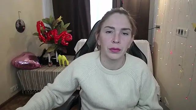 TessaDaybreak online show from 02.18.25