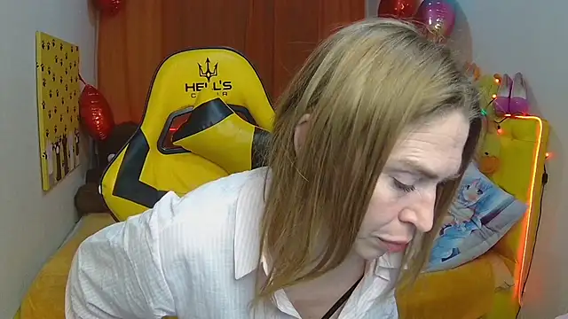 TessaDaybreak online show from 03.08.25