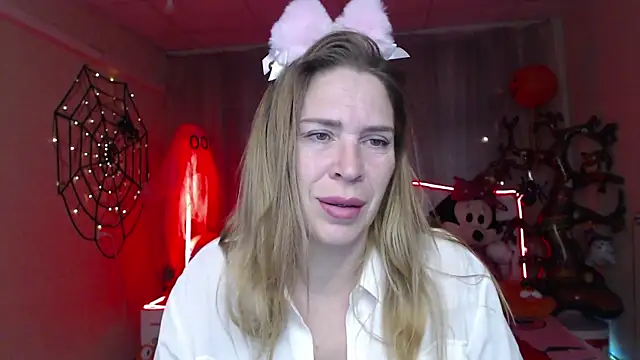 TessaDaybreak online show from 10.29.25