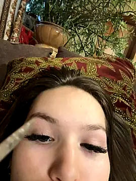 -Amora online show from 11.20.25