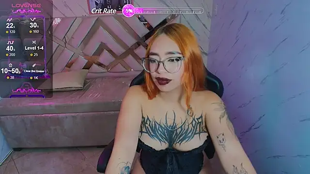 Snapshot of Anni_acker_b chatting on 02.25.25 Anni acker b online show from 02.25.25