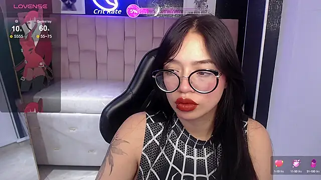 Snapshot of Anni_acker_b chatting on 09.12.25 Anni acker b online show from 09.12.25