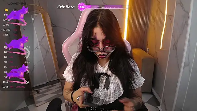 Snapshot of Anni_acker_b chatting on 10.08.25 Anni acker b online show from 10.08.25