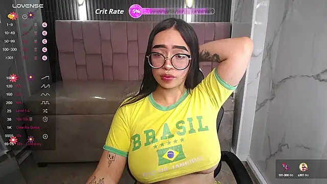 Snapshot of Anni_acker_b chatting on 10.11.25 Anni acker b online show from 10.11.25