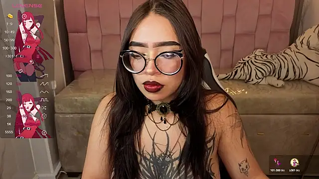 Snapshot of Anni_acker_b chatting on 11.19.25 Anni acker b online show from 11.19.25