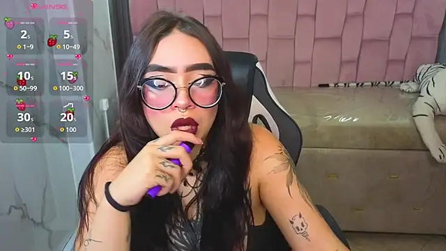 Snapshot of Anni_acker_b chatting on 11.27.25 Anni acker b online show from 11.27.25