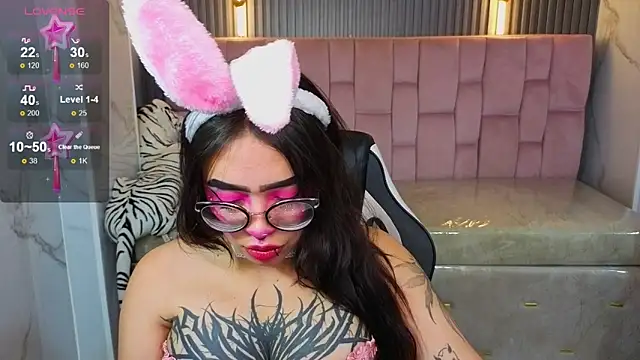 Snapshot of Anni_acker_b chatting on 11.28.25 Anni acker b online show from 11.28.25