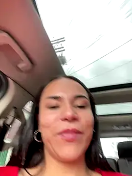 Snapshot of Naatalia chatting on 12.18.25 Naatalia online show from 12.18.25